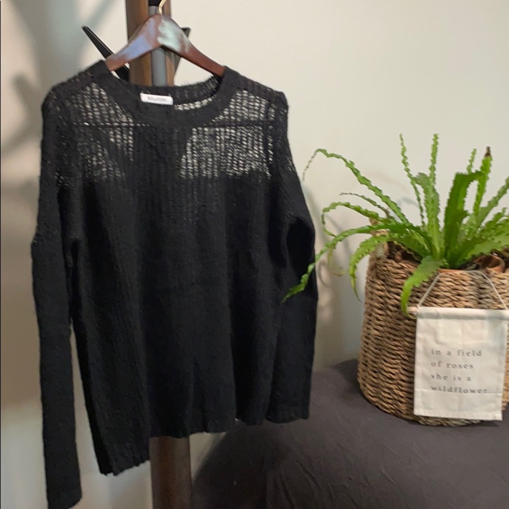 Solution crew neck sweater